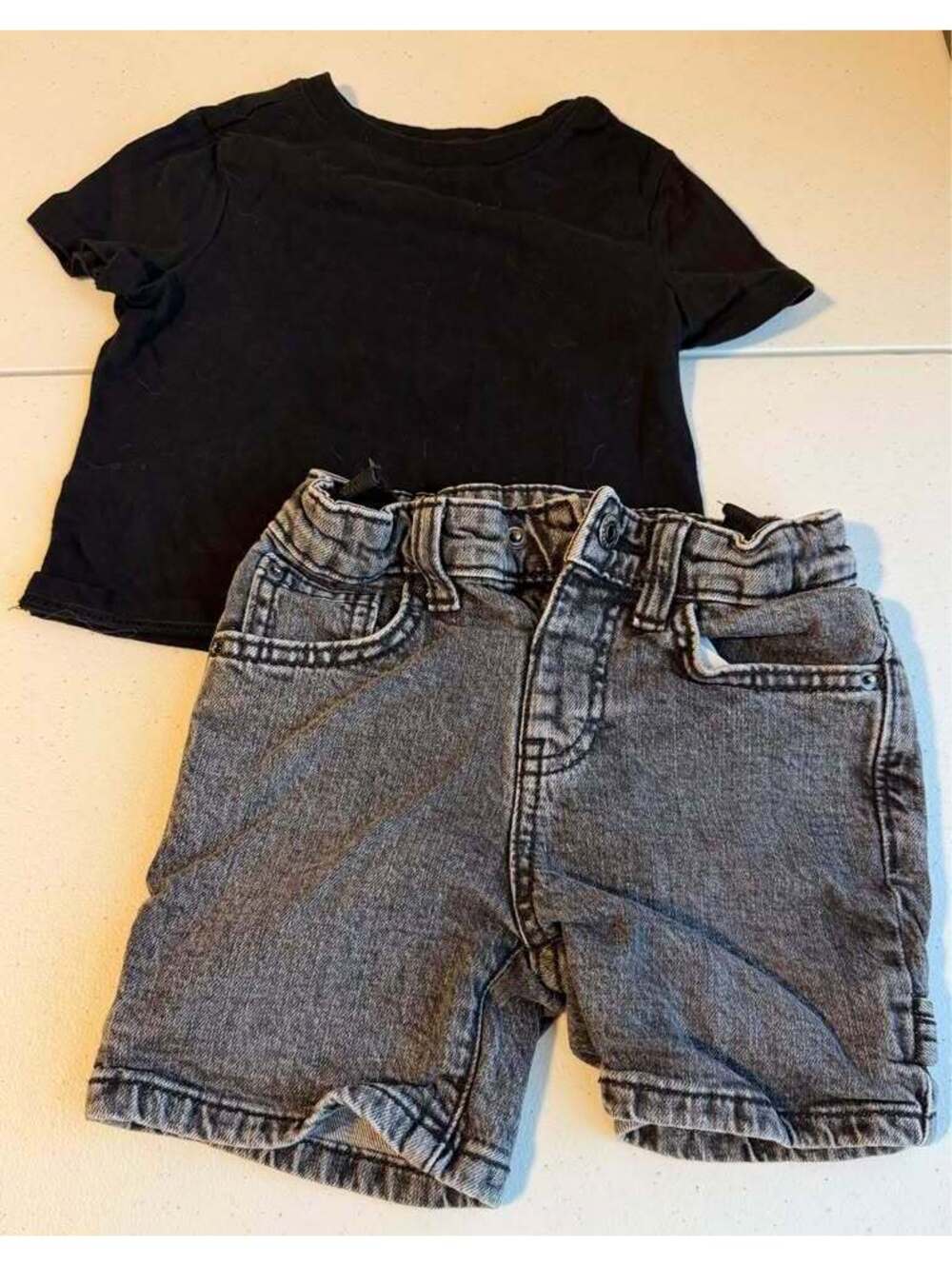 Cat & Jack Toddler Boy 2T Outfit - Black T-Shirt and Denim Shorts